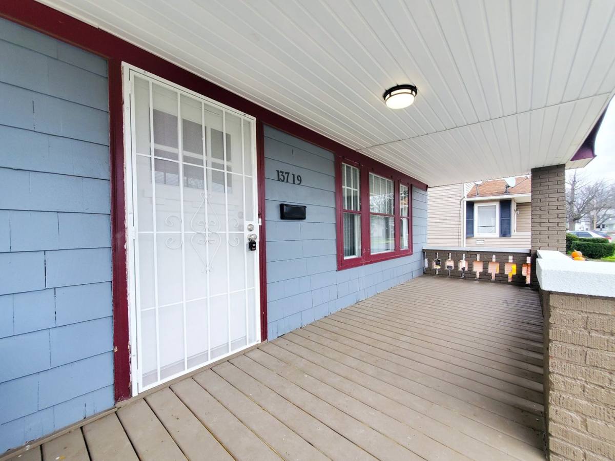 House for rent at 13719 Thornhurst Ave, Cleveland, OH 44105