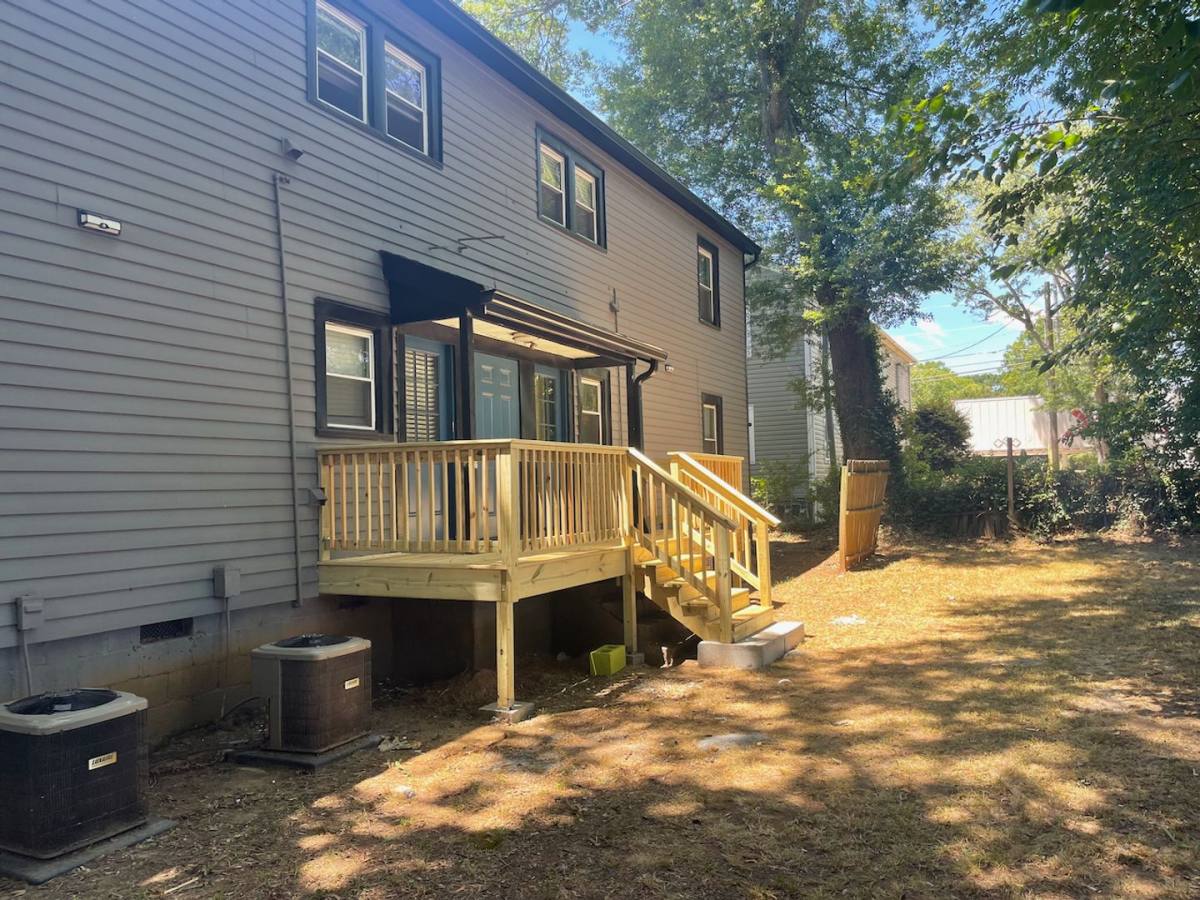 Apartment for rent at 587 Colonial Circle SE, Marietta, GA 30060