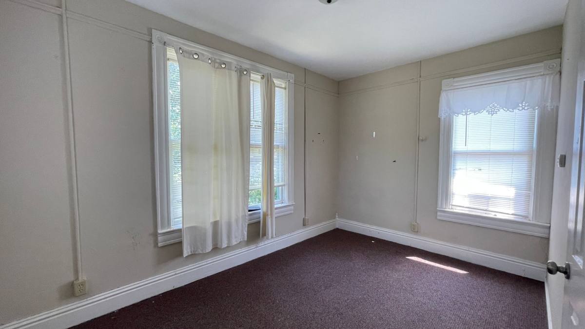 Apartment for rent at 1113 State St #4, Lafayette, IN 47905