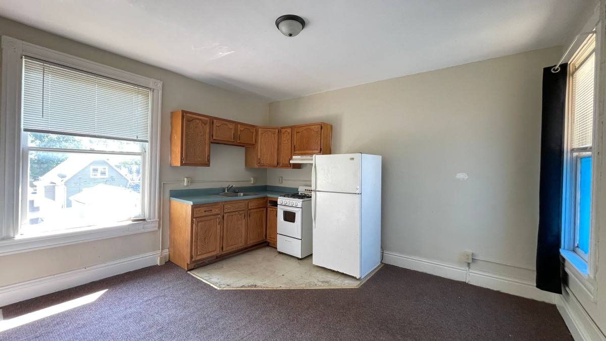 Apartment for rent at 1113 State St #4, Lafayette, IN 47905
