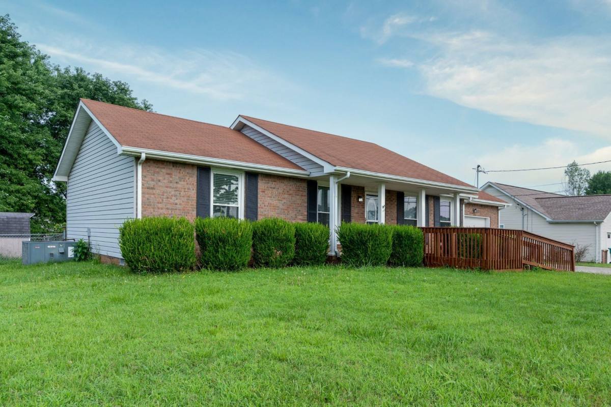 House for rent at 3704 Trenton Rd, Clarksville, TN 37040
