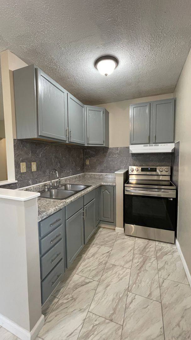 Apartment for rent at 111 E Front St #1, Delphi, IN 46923