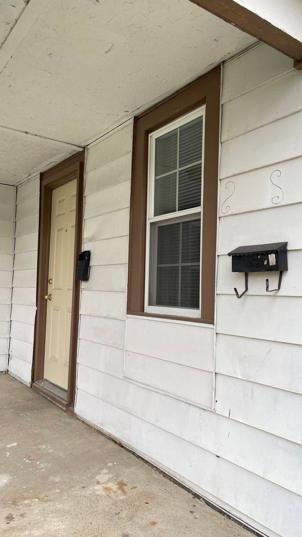 Apartment for rent at 111 E Front St #1, Delphi, IN 46923