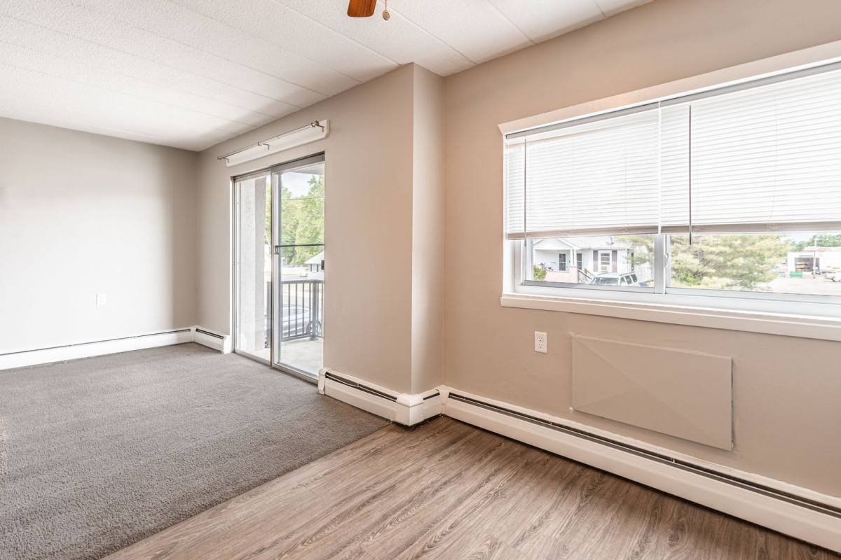 Apartment for rent at 309 N White Horse Pike, Somerdale, NJ 08083