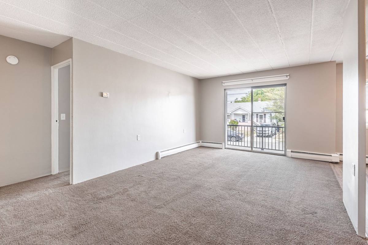 Apartment for rent at 309 N White Horse Pike, Somerdale, NJ 08083