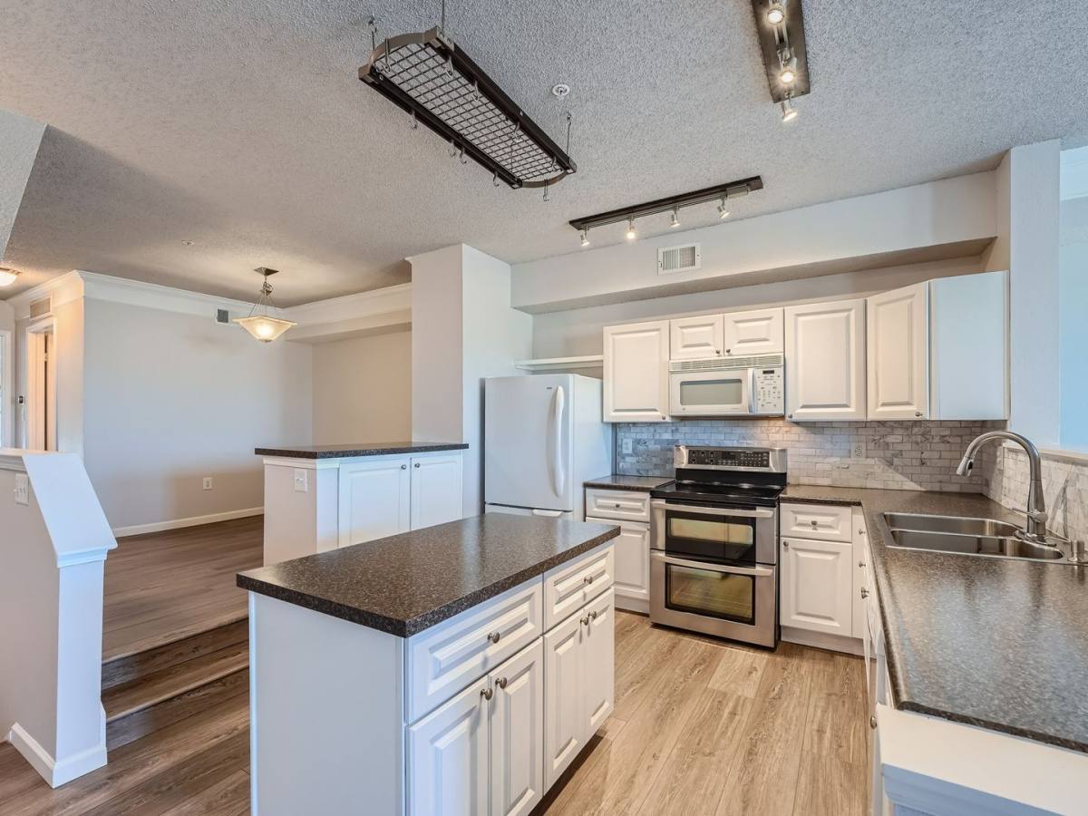 Townhouse for rent at 2035 Eagle Ave, Louisville, CO 80027