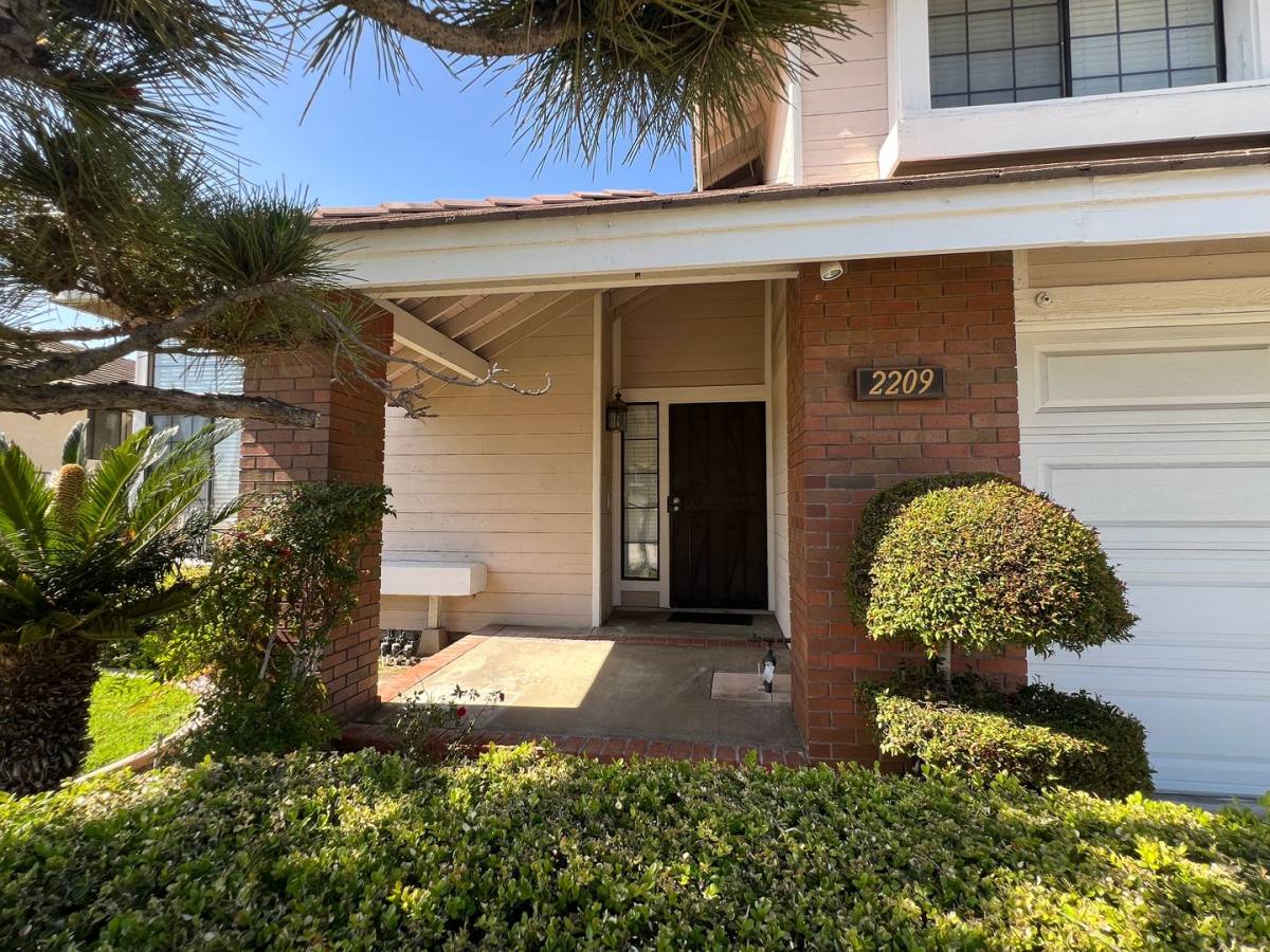 House for rent at 2209 E Vista Canyon Rd, Orange, CA 92867
