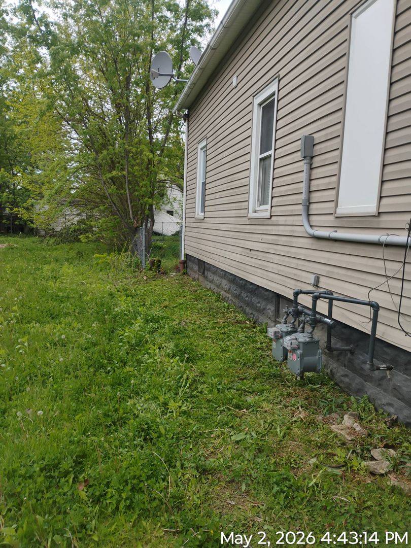 Apartment for rent at 6015 Hosmer Ave, Cleveland, OH 44105