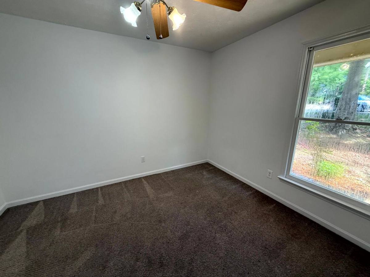 House for rent at 5481 Landview Place, Hope Mills, NC 28348