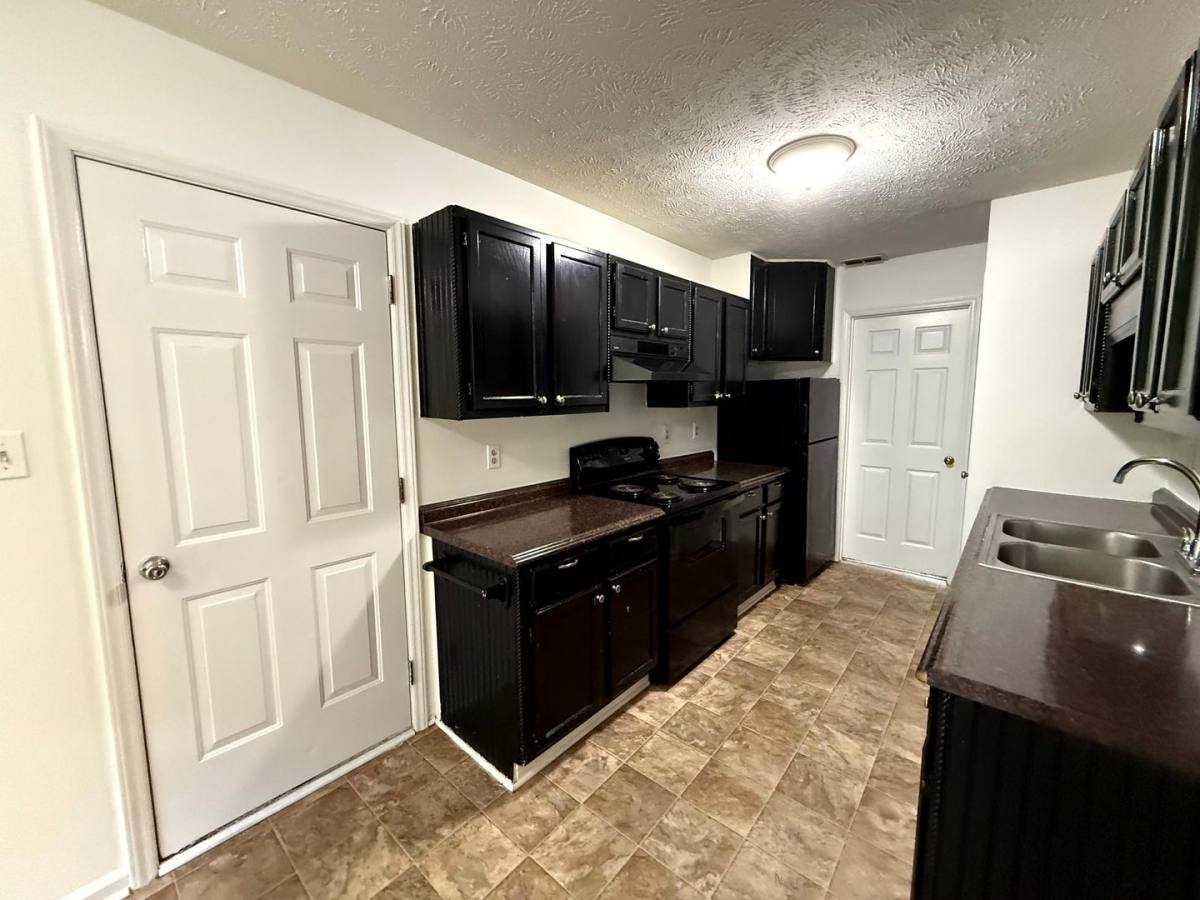 House for rent at 5481 Landview Place, Hope Mills, NC 28348