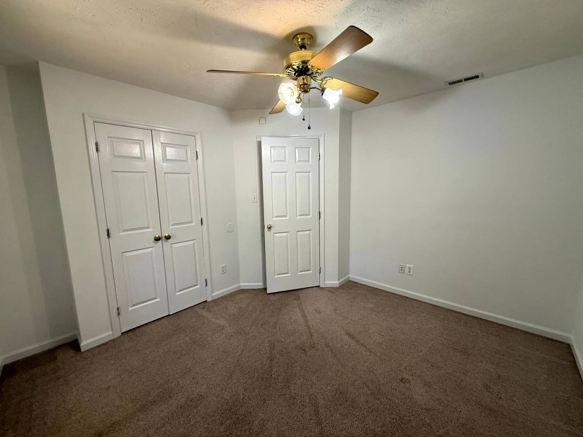 House for rent at 5481 Landview Place, Hope Mills, NC 28348