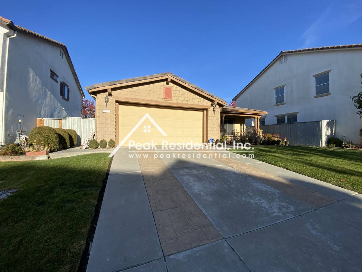 House for rent at 2727 Hinton Circle, Elk Grove, CA 95758