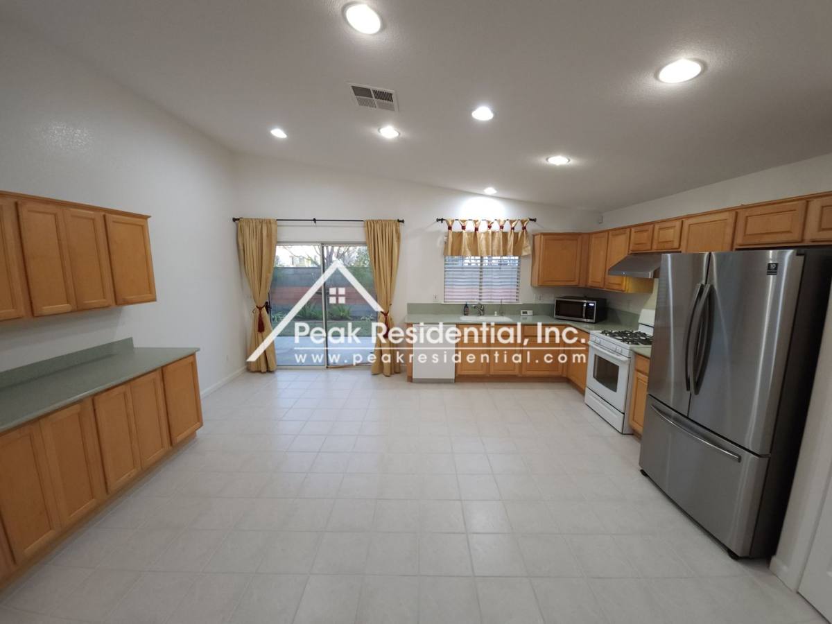 House for rent at 2727 Hinton Circle, Elk Grove, CA 95758