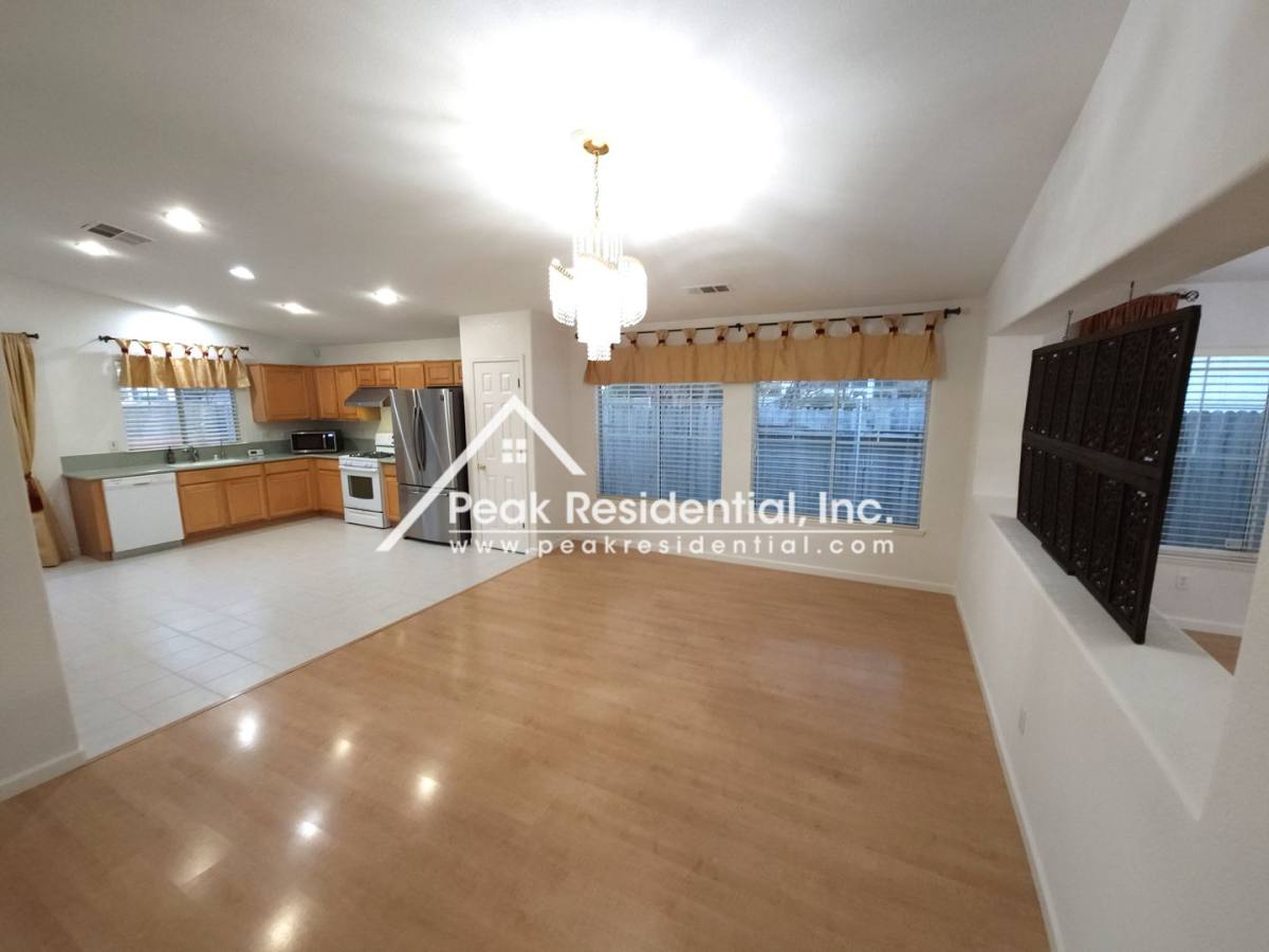 House for rent at 2727 Hinton Circle, Elk Grove, CA 95758