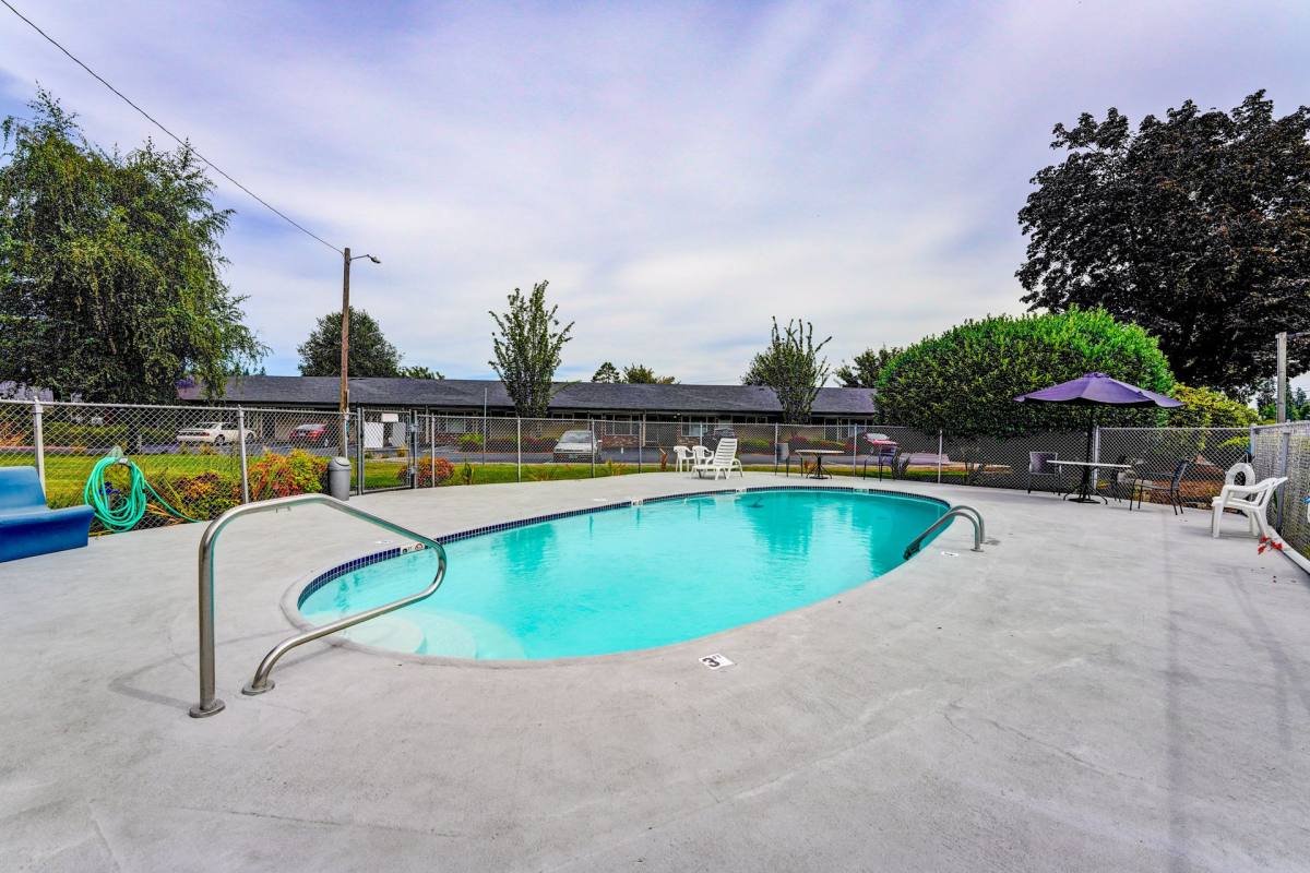 Apartment for rent at 19725 River Rd, Gladstone, OR 97027