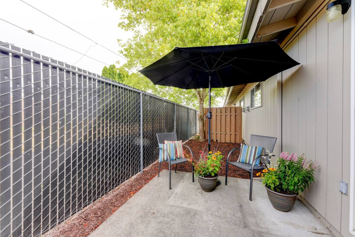 Apartment for rent at 19725 River Rd, Gladstone, OR 97027