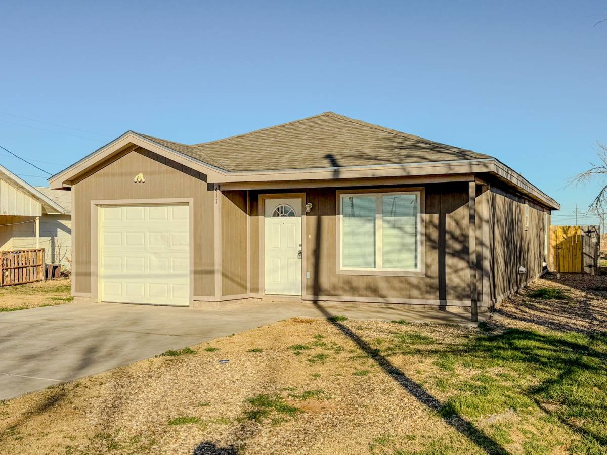 House for rent at 411 David Ave, Lubbock, TX 79403