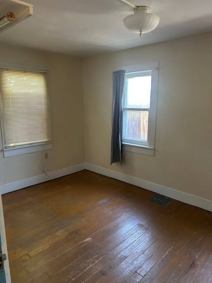 House for rent at 1007 Walker St, Wenatchee, WA 98801
