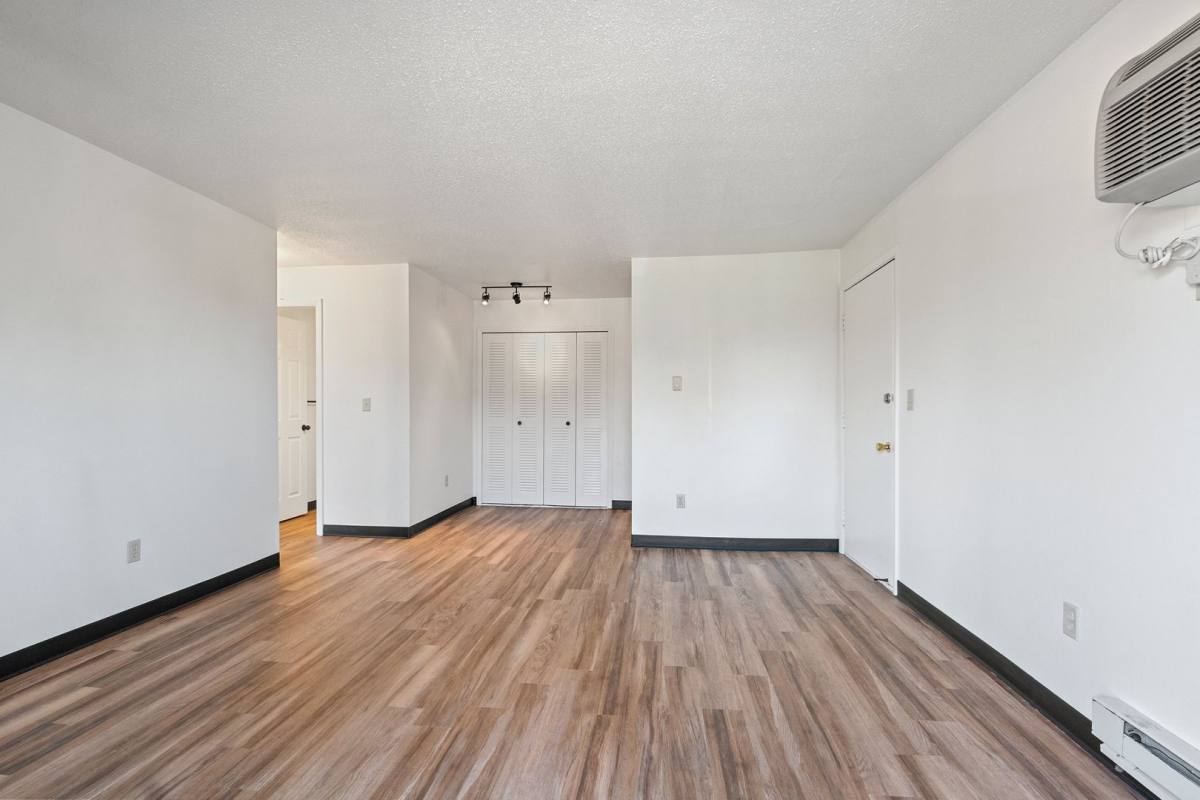 Apartment for rent at 1701 - 1718 Cedar Grove Dr, Manitowoc, WI 54220