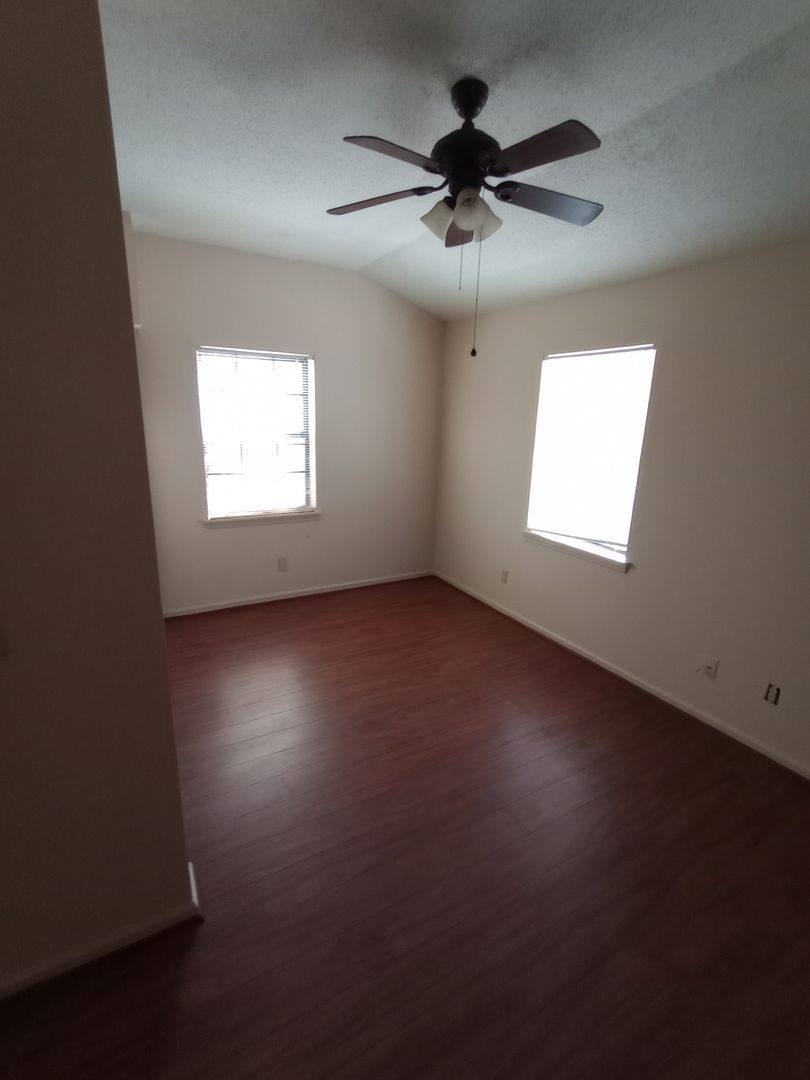 Apartment for rent at 440 8th Ave NE, Tuscaloosa, AL 35404
