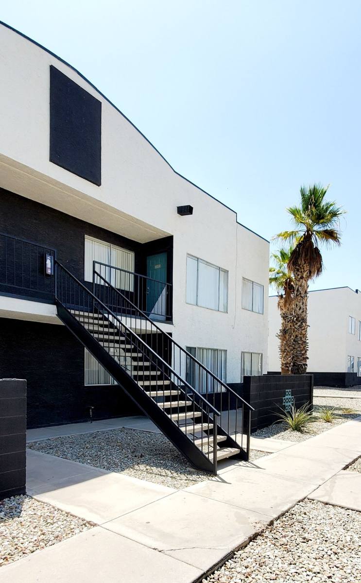 Apartment for rent at 222 E Cody Dr, Phoenix, AZ 85040