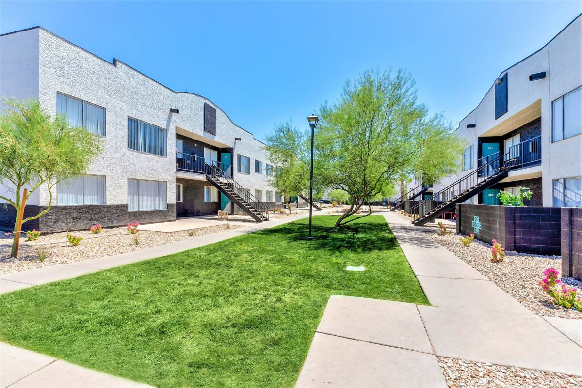 Apartment for rent at 222 E Cody Dr, Phoenix, AZ 85040