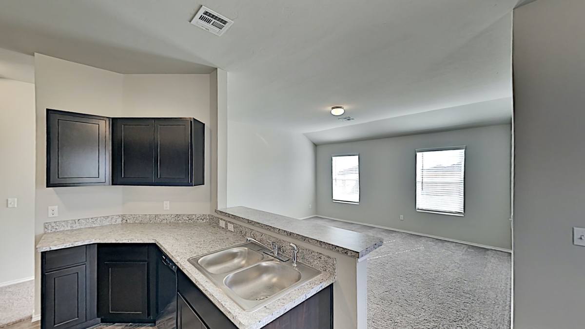 House for rent at 10000 Ruger Rd, Yukon, OK 73099