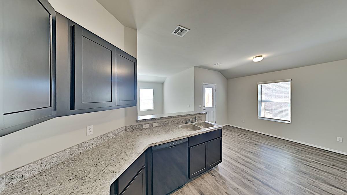 House for rent at 10000 Ruger Rd, Yukon, OK 73099