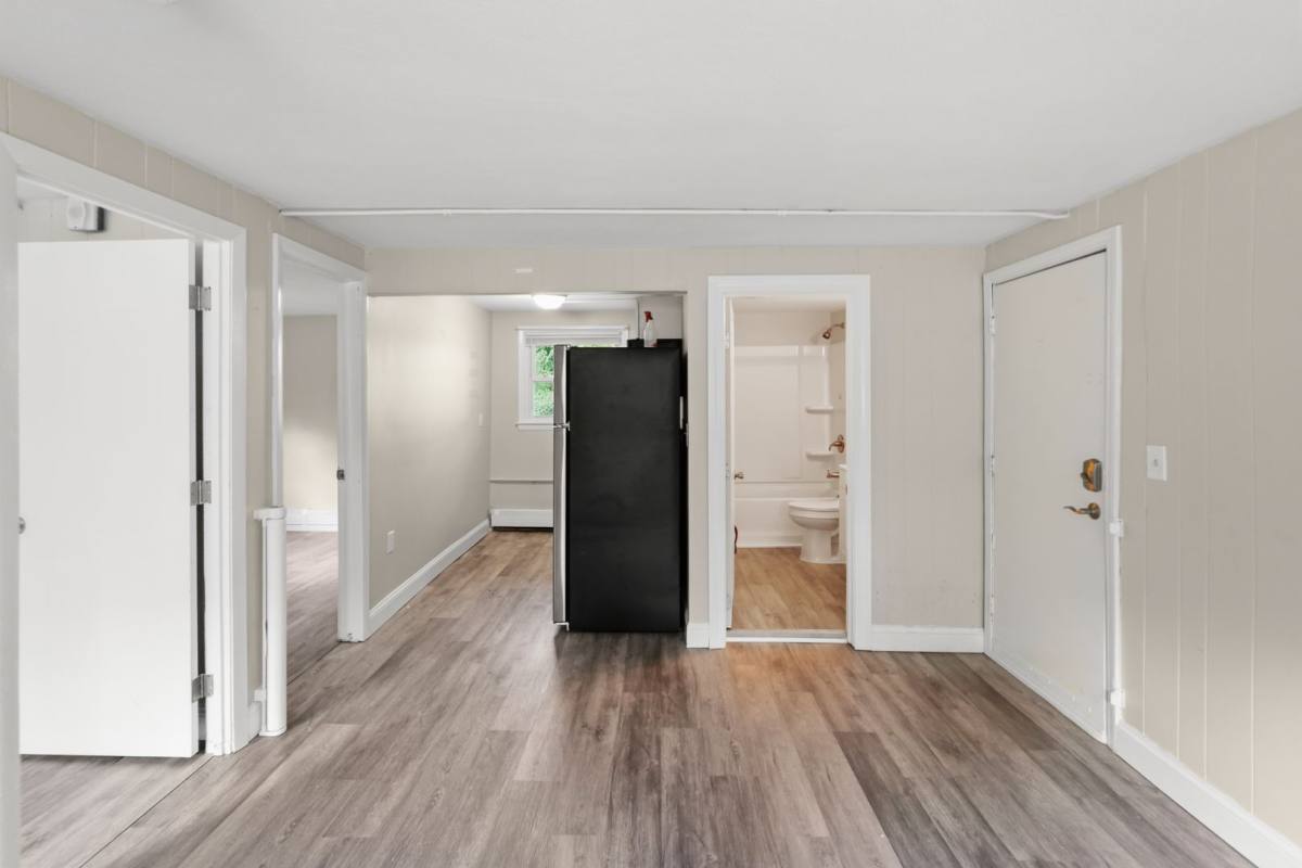 Apartment for rent at 379-385 Douglas Pike, Smithfield, RI 02917