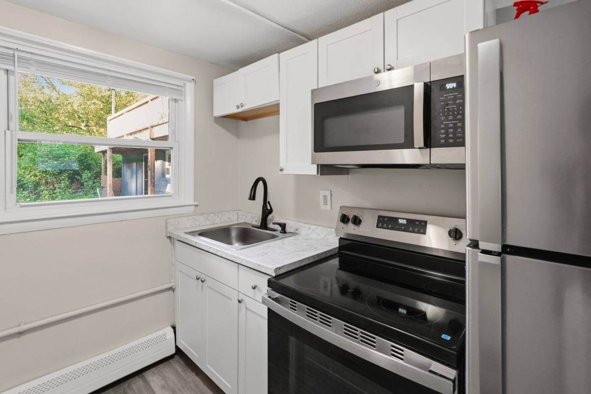 Apartment for rent at 379-385 Douglas Pike, Smithfield, RI 02917
