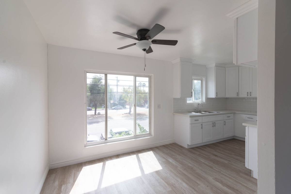 Apartment for rent at 9215 Sepulveda Blvd, North Hills, CA 91343