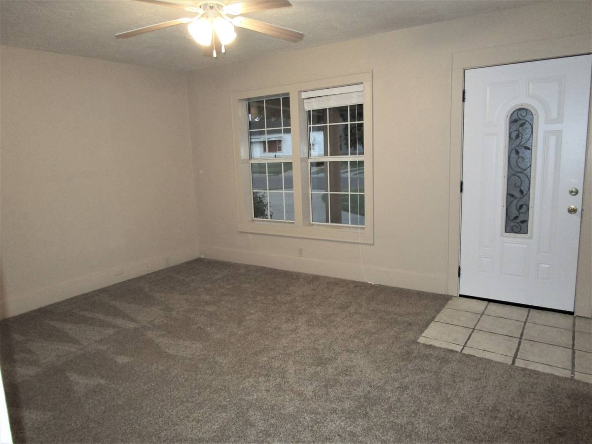 House for rent at 107 N 6th, Weatherford, OK 73096