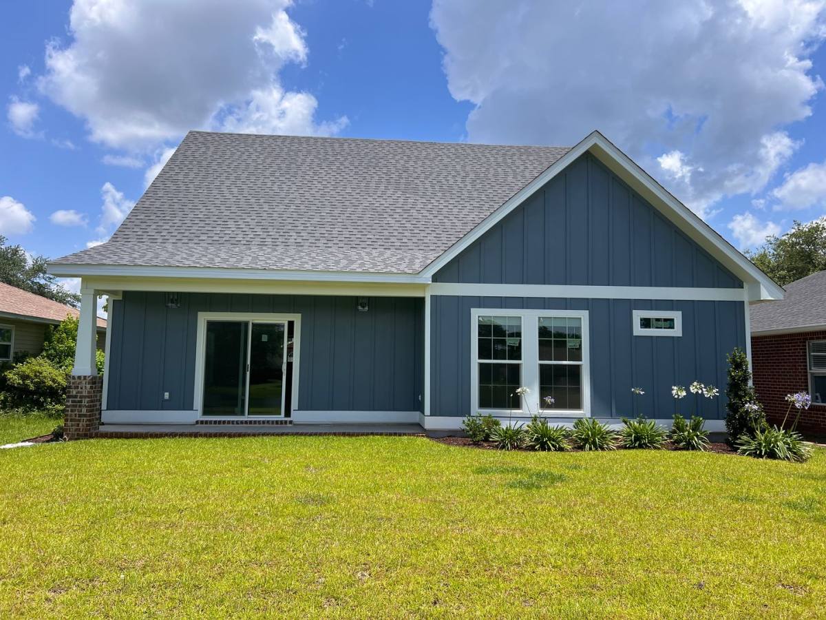 House for rent at 5804 Dunbar Circle, Milton, FL 32583