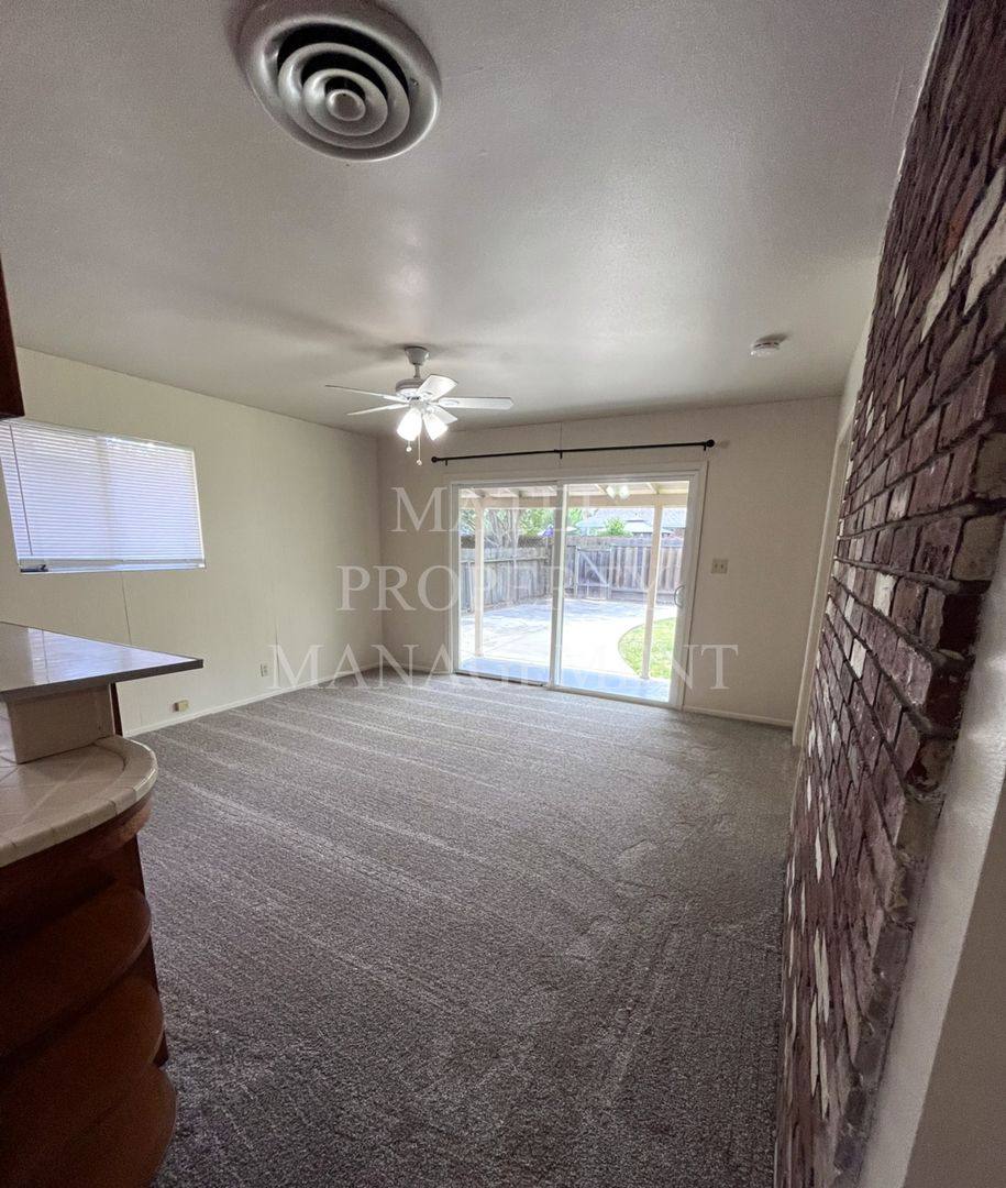 House for rent at 1701 Linwood Dr, Modesto, CA 95350