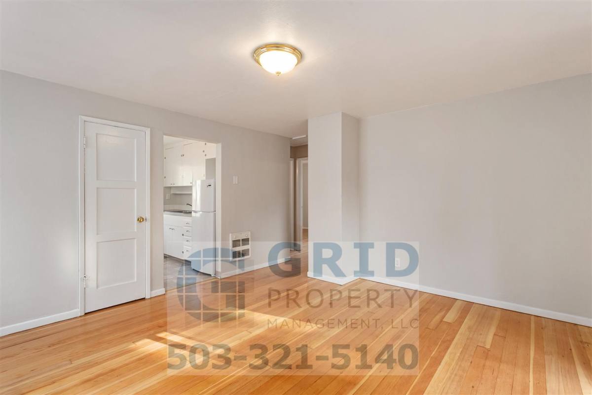 House for rent at 1108 Grand Blvd, Vancouver, WA 98661