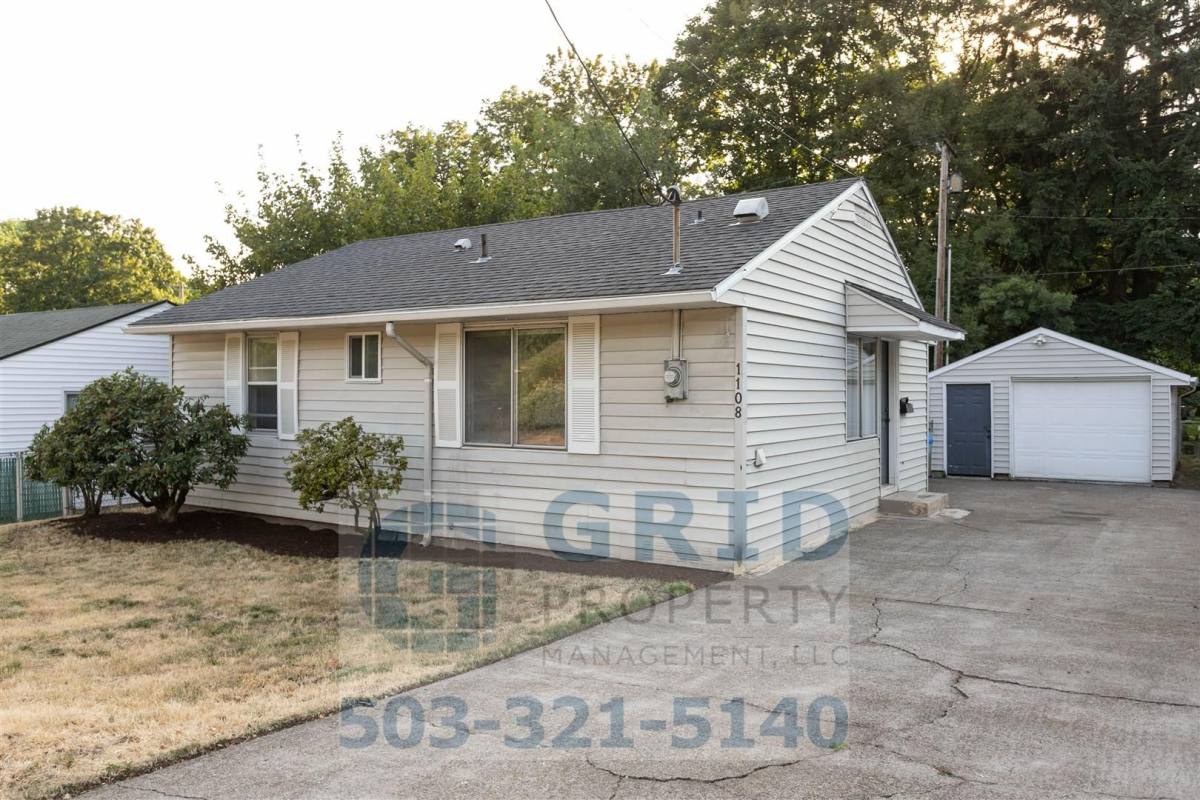 House for rent at 1108 Grand Blvd, Vancouver, WA 98661