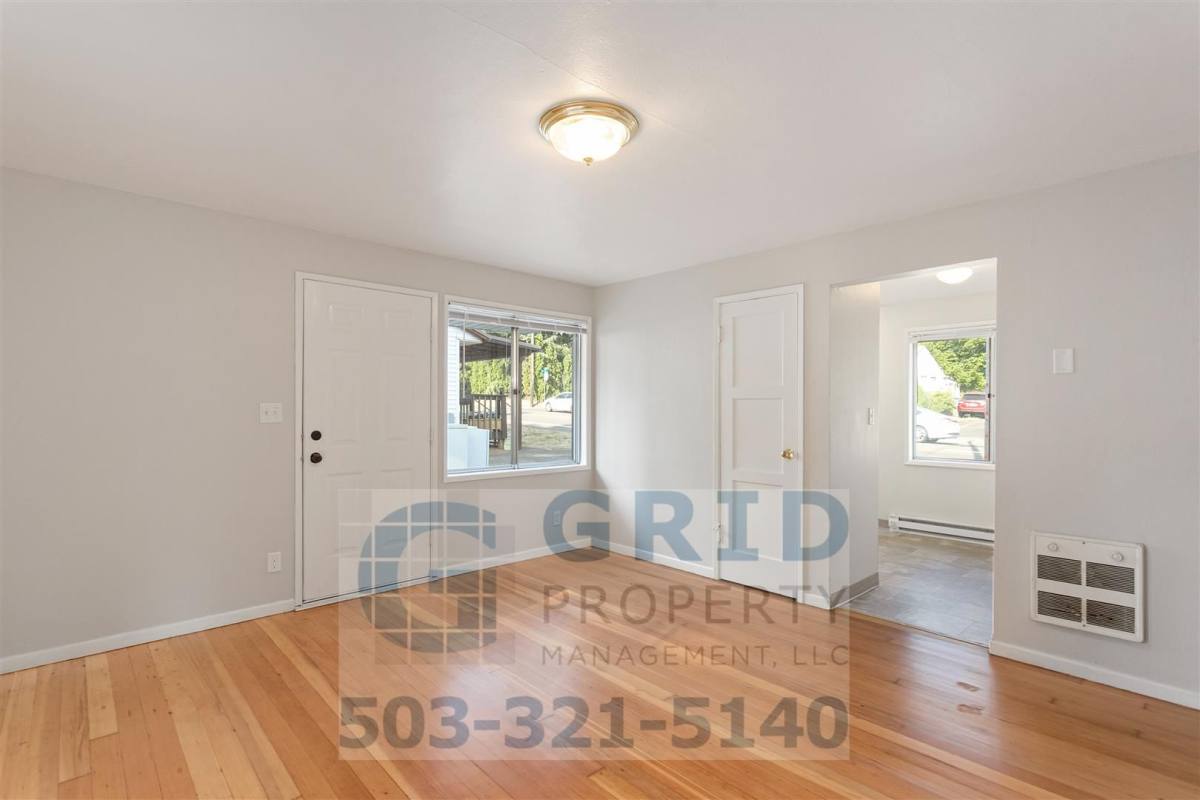 House for rent at 1108 Grand Blvd, Vancouver, WA 98661
