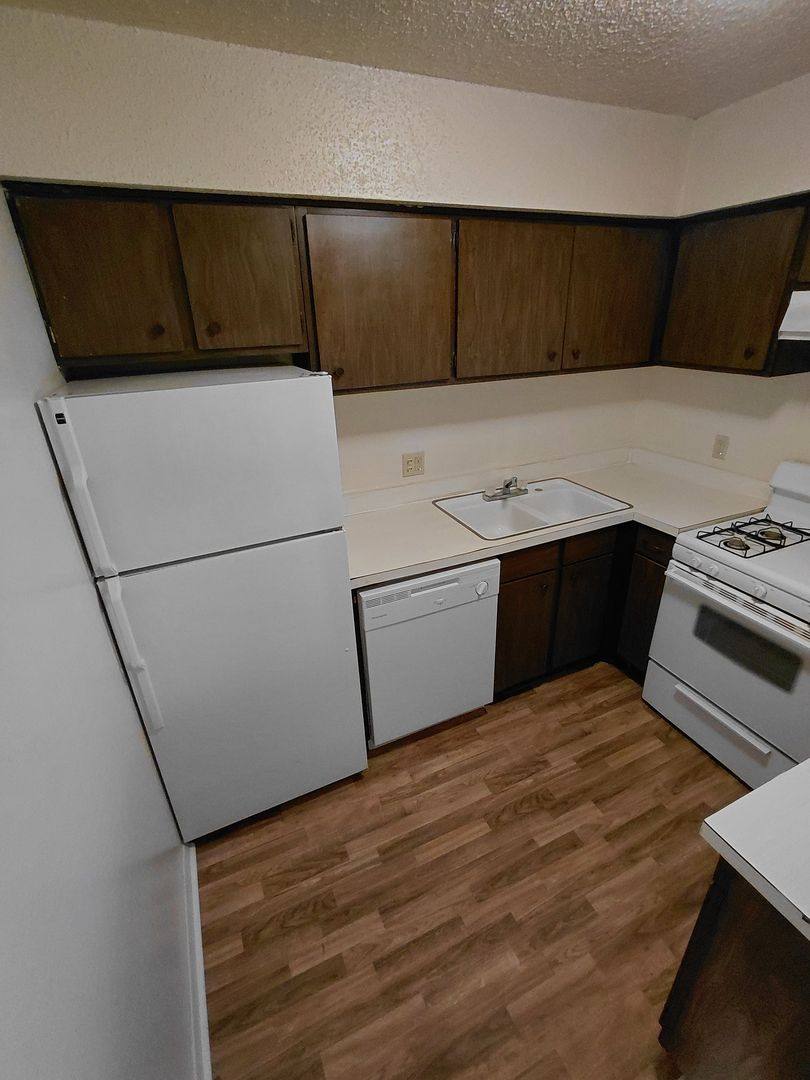 Apartment for rent at 2201 N 14th St, Ponca City, OK 74601