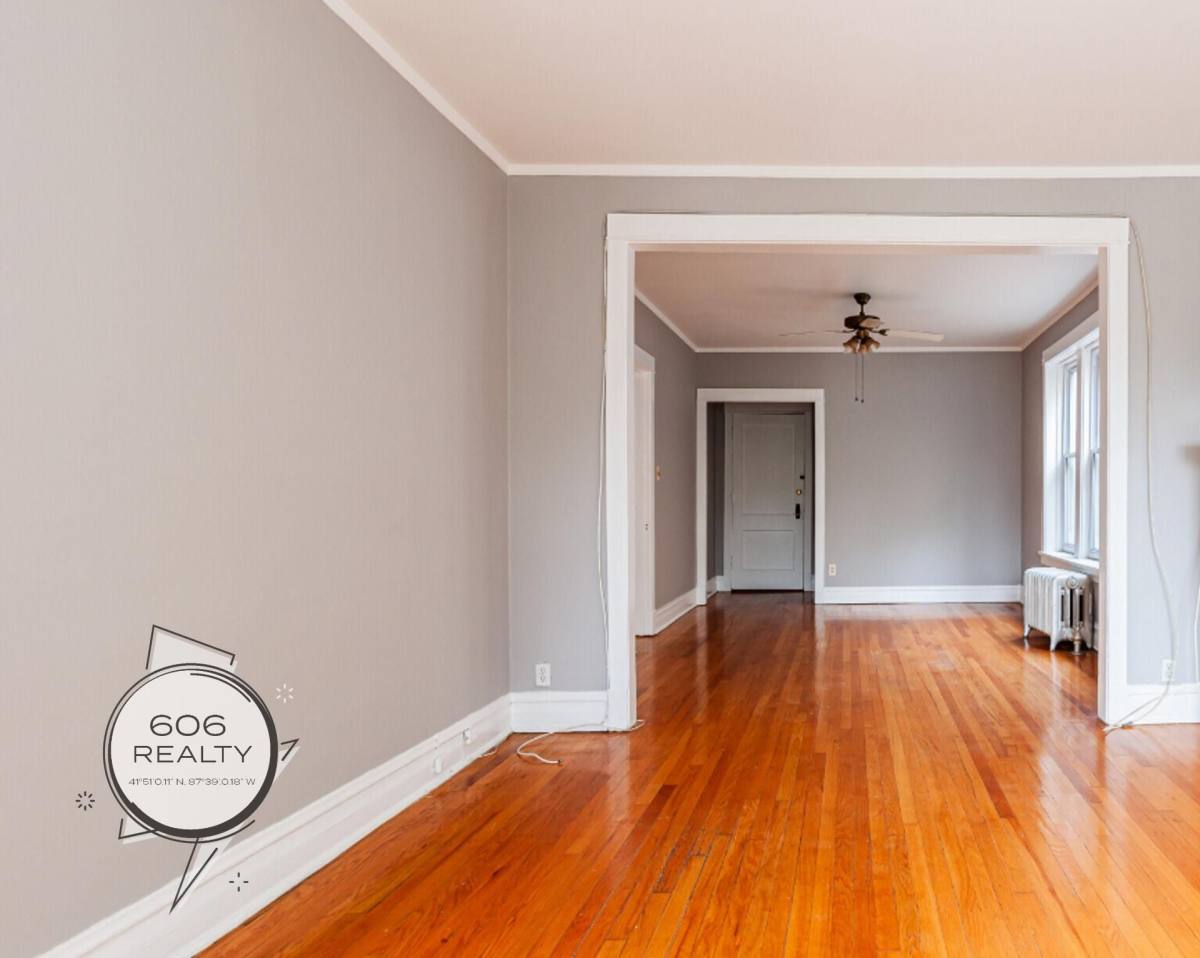 Apartment for rent at 1644 W Summerdale Ave, Chicago, IL 60640