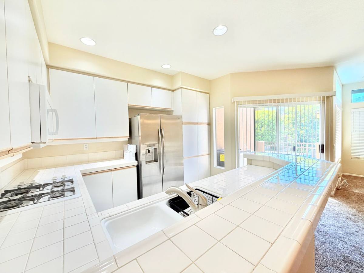 Condo for rent at 938 Country Glen Way, Anaheim, CA 92808