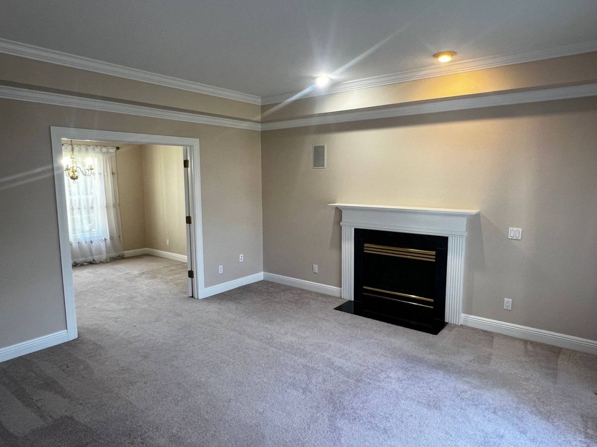 House for rent at 2708 Bayhill Dr, Champaign, IL 61822