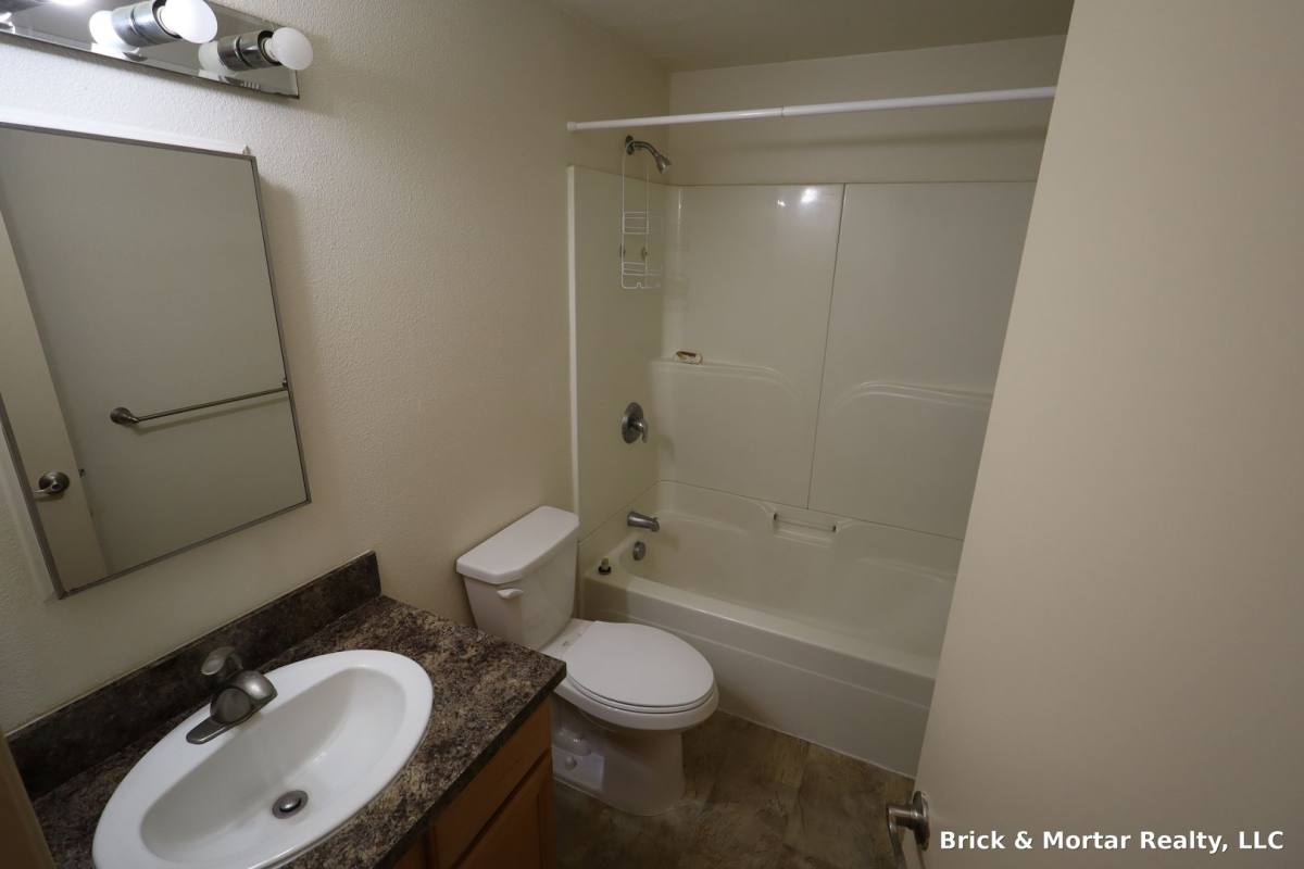 Apartment for rent at 973 E Jefferson St, Stayton, OR 97383