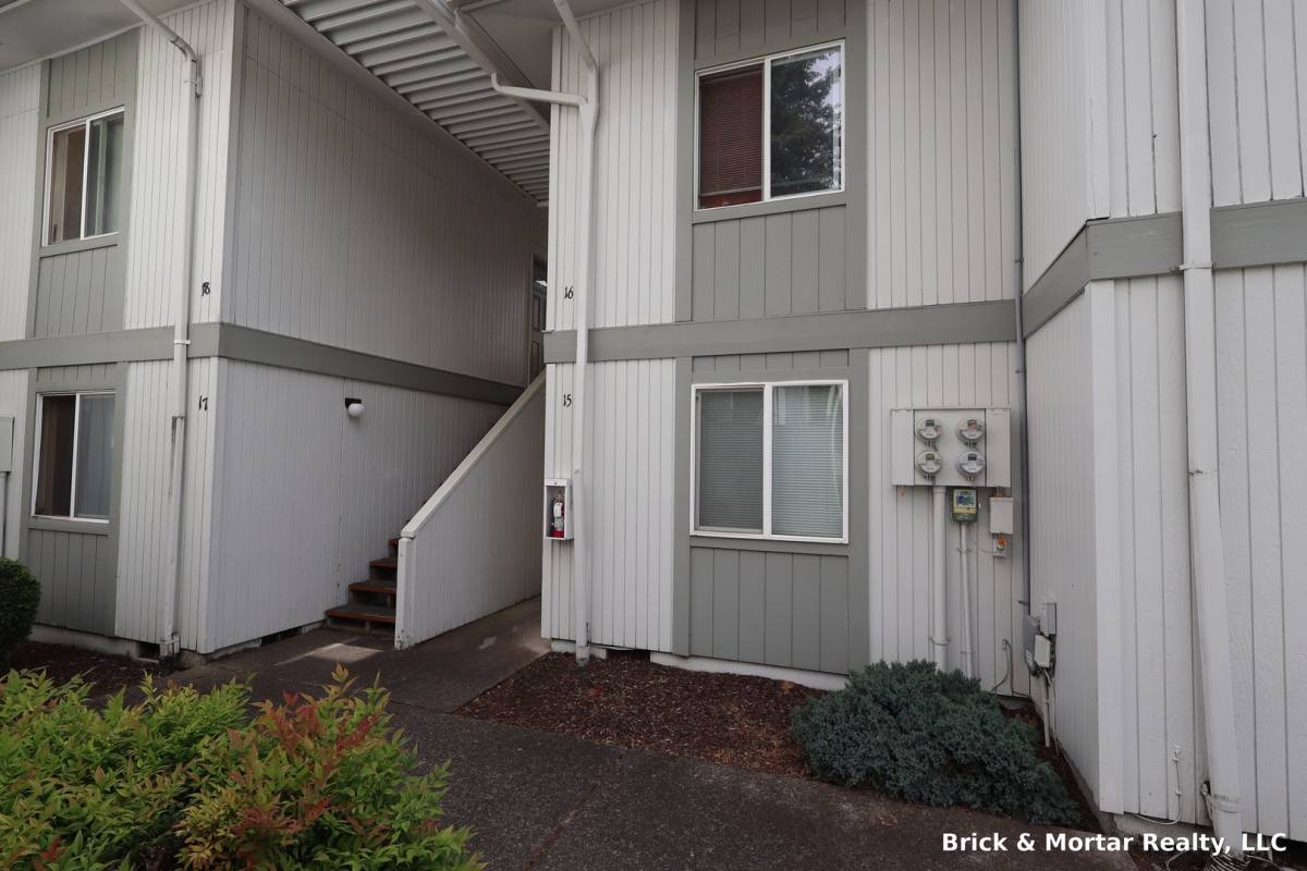 Apartment for rent at 973 E Jefferson St, Stayton, OR 97383