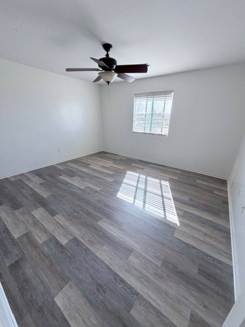 House for rent at 11515 Presidential Rd, Bakersfield, CA 93312