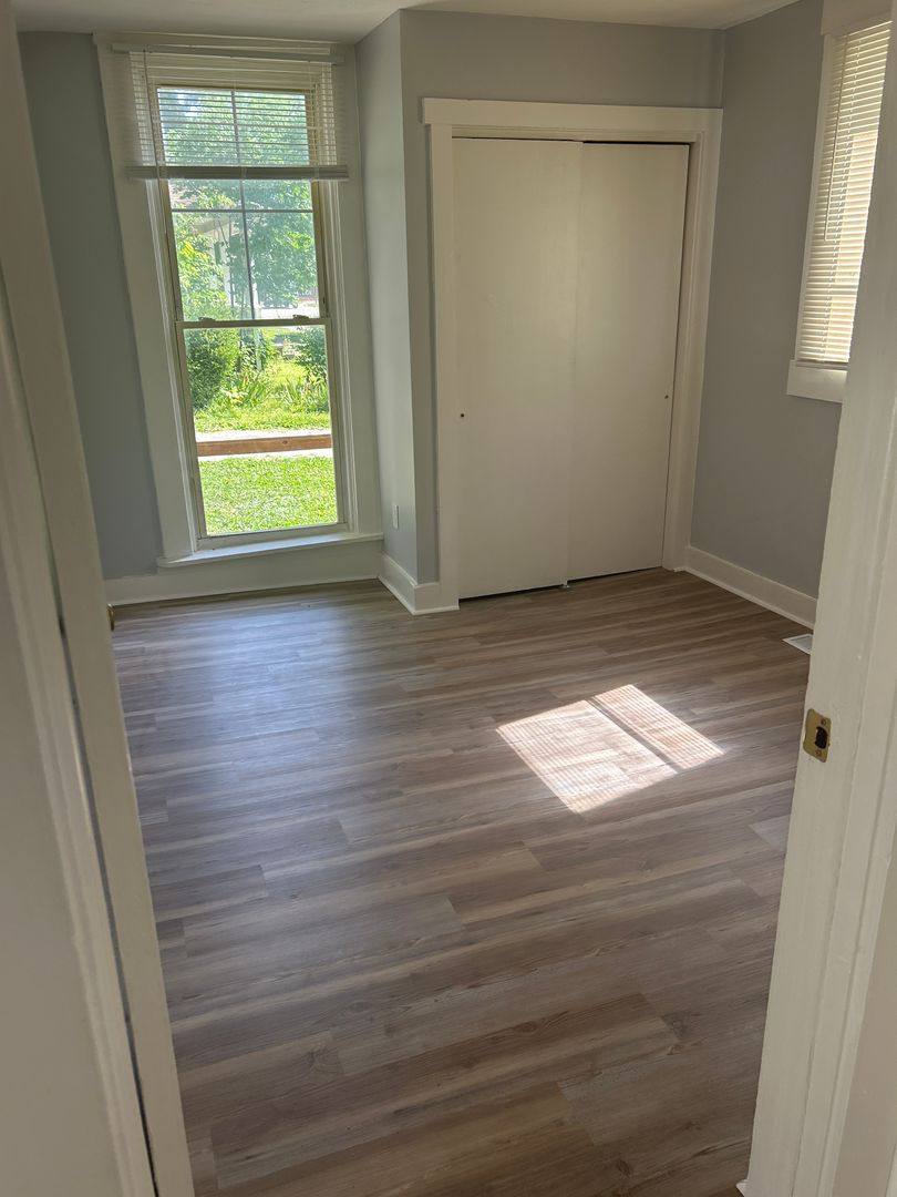 Apartment for rent at 215 W Pike St, Crawfordsville, IN 47933