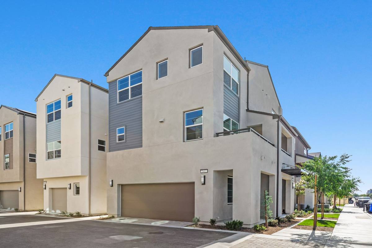 House for rent at 2612 E Hyde Paseo, Ontario, CA 91762