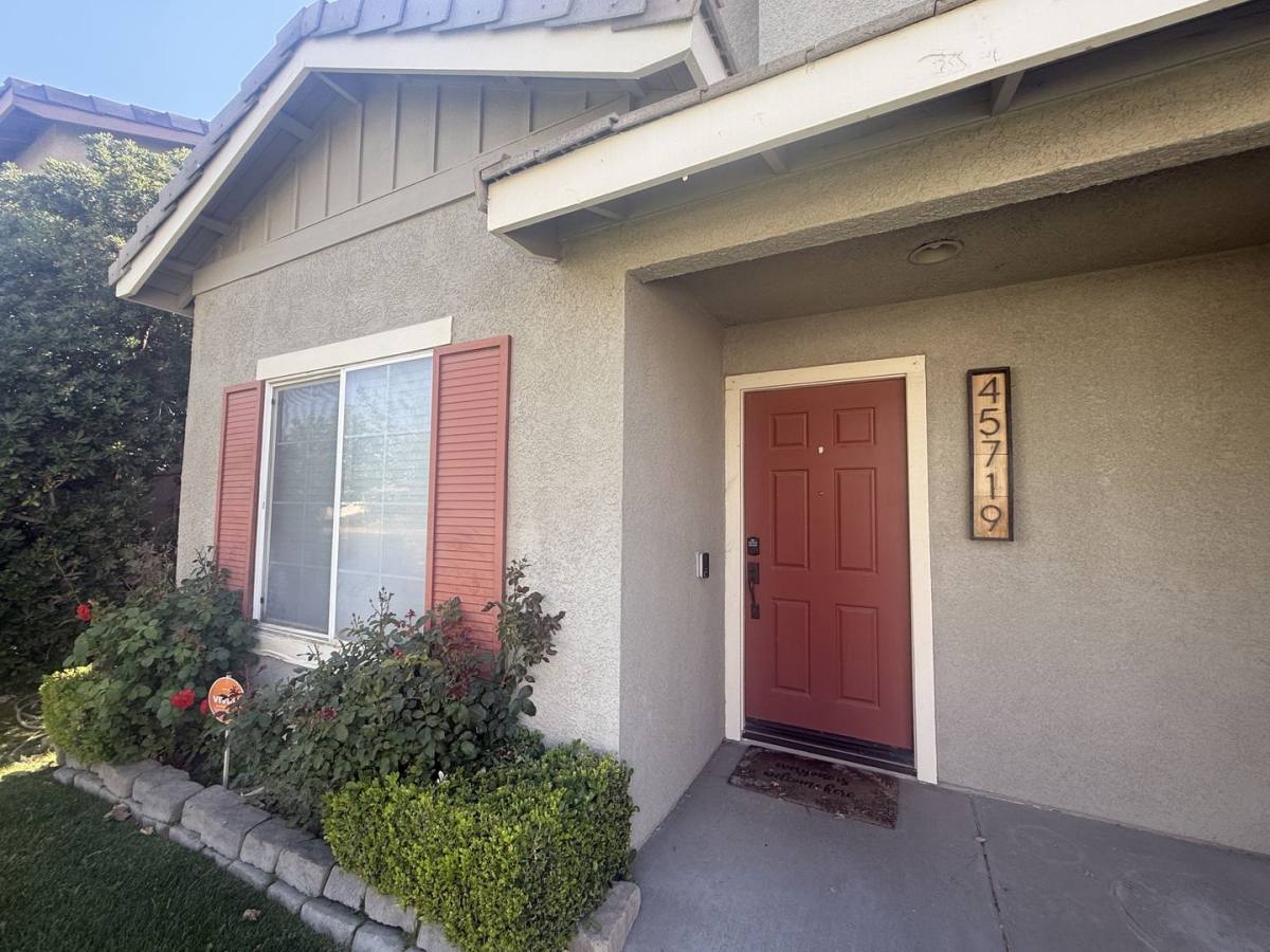 House for rent at 45719 Caledonia Court, Lancaster, CA 93534
