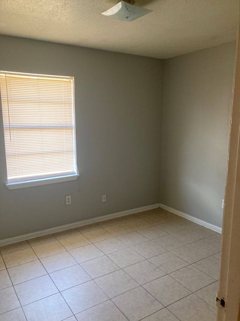 House for rent at 2606 W David Dr, Gulfport, MS 39503