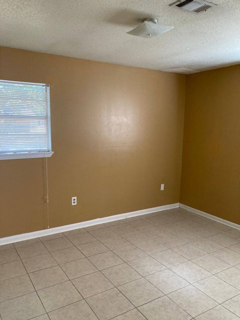 House for rent at 2606 W David Dr, Gulfport, MS 39503