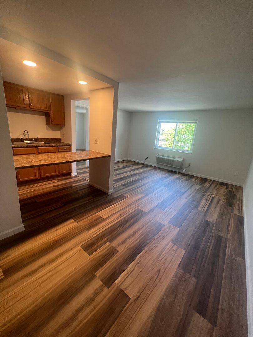Apartment for rent at 628 Steele St, Baden, PA 15005